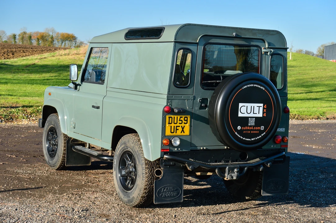 2009 Land Rover Defender 90 - Image 5 of 31