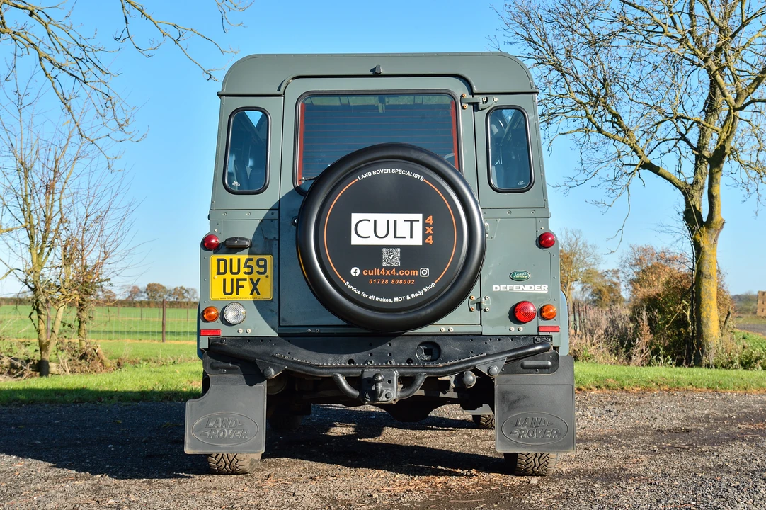 2009 Land Rover Defender 90 - Image 6 of 31
