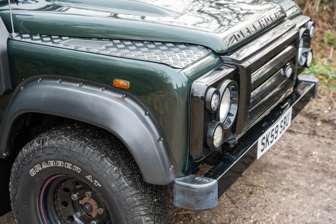 2009 Land Rover Defender 90 - Image 12 of 31