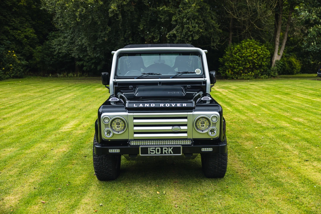 2009 Land Rover Defender 90 - Image 10 of 31