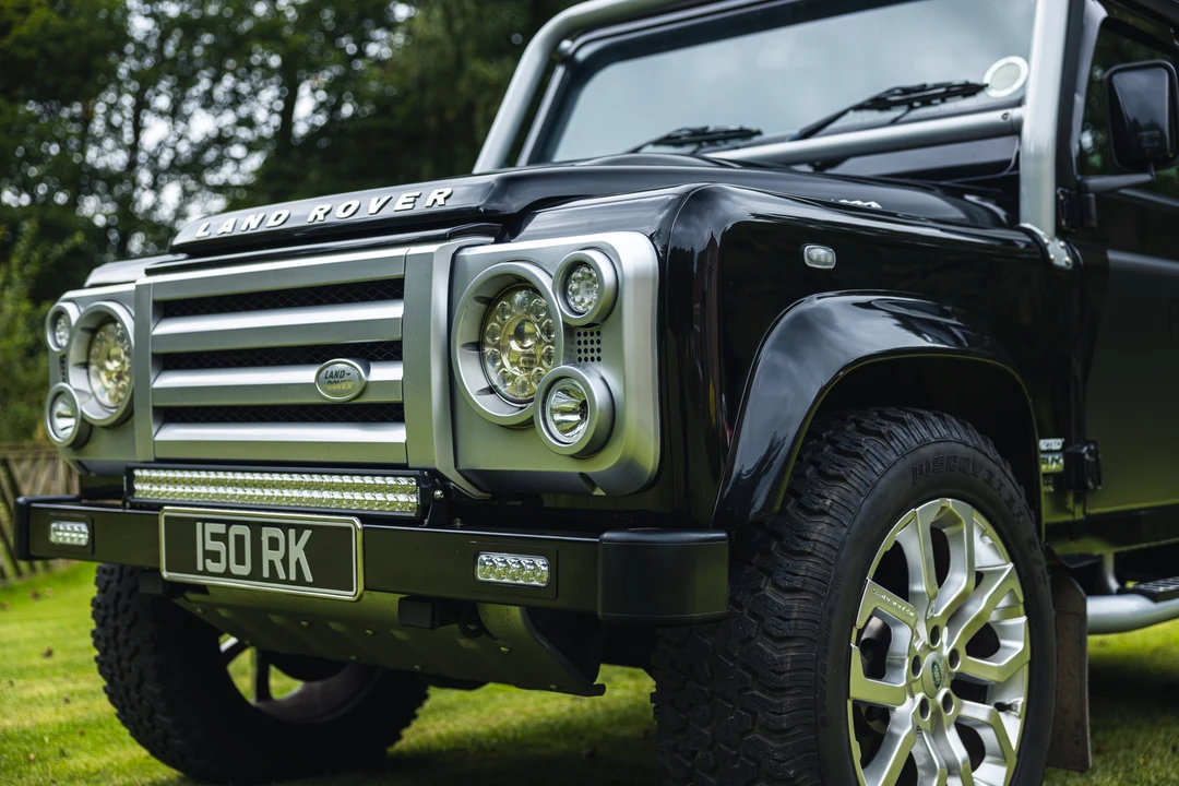 2009 Land Rover Defender 90 - Image 13 of 31