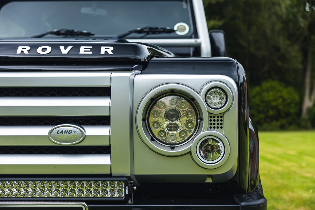 2009 Land Rover Defender 90 - Image 15 of 31