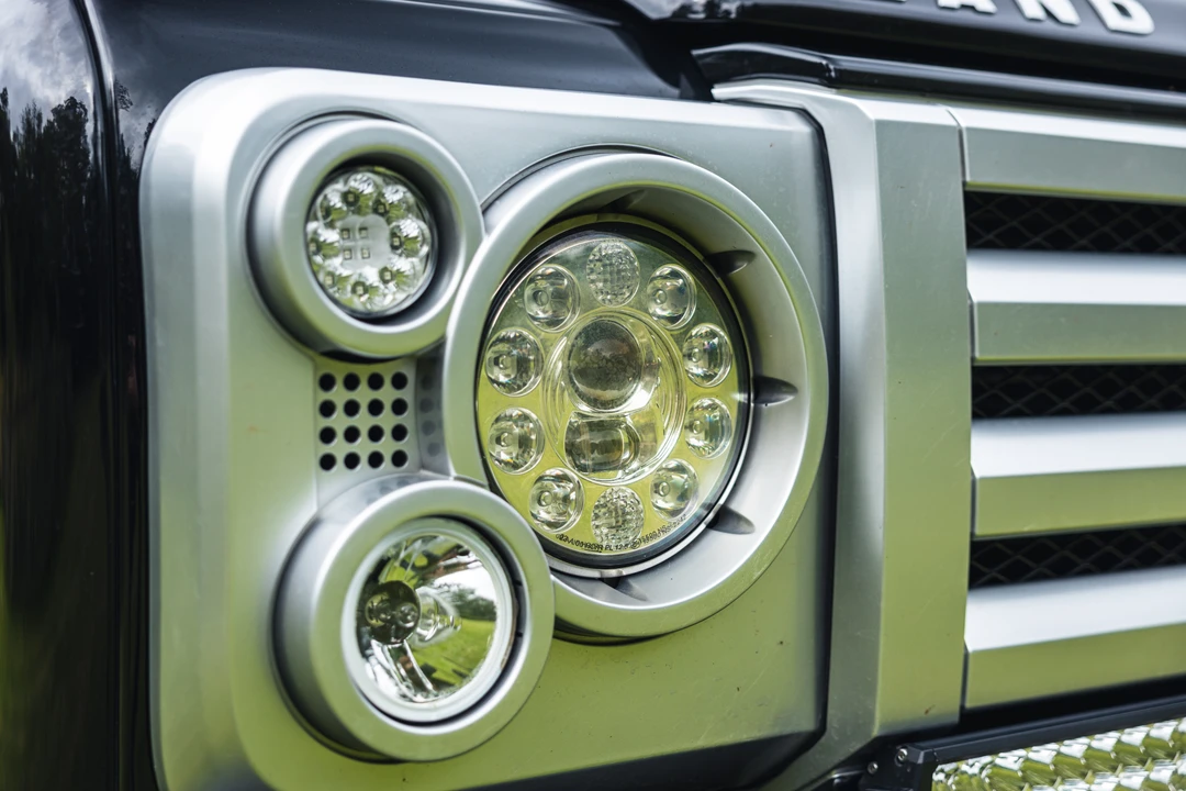 2009 Land Rover Defender 90 - Image 20 of 31