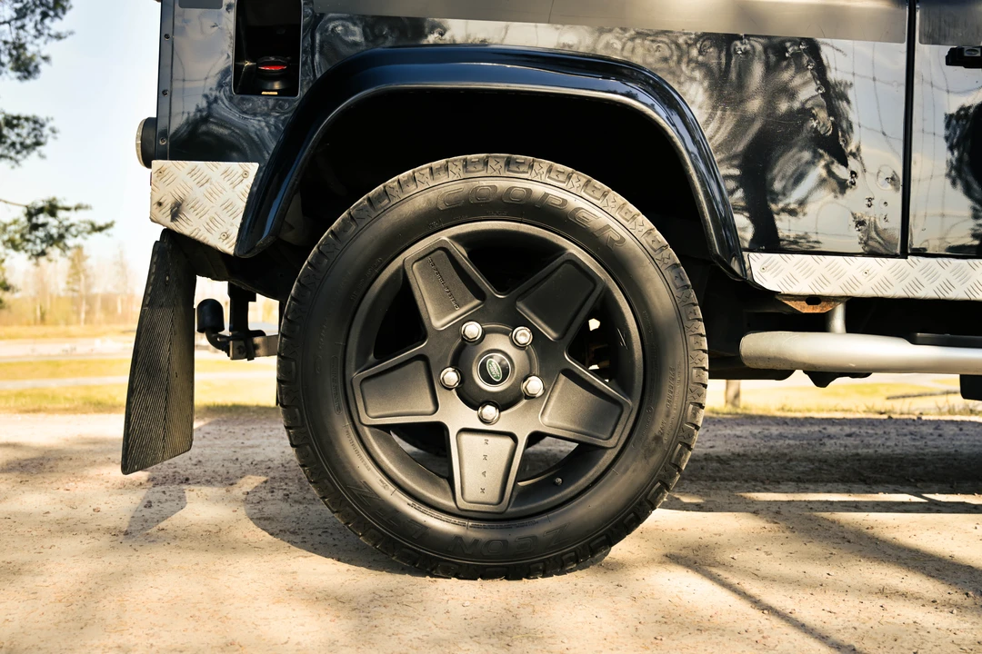2009 Land Rover Defender 90 - Image 31 of 31