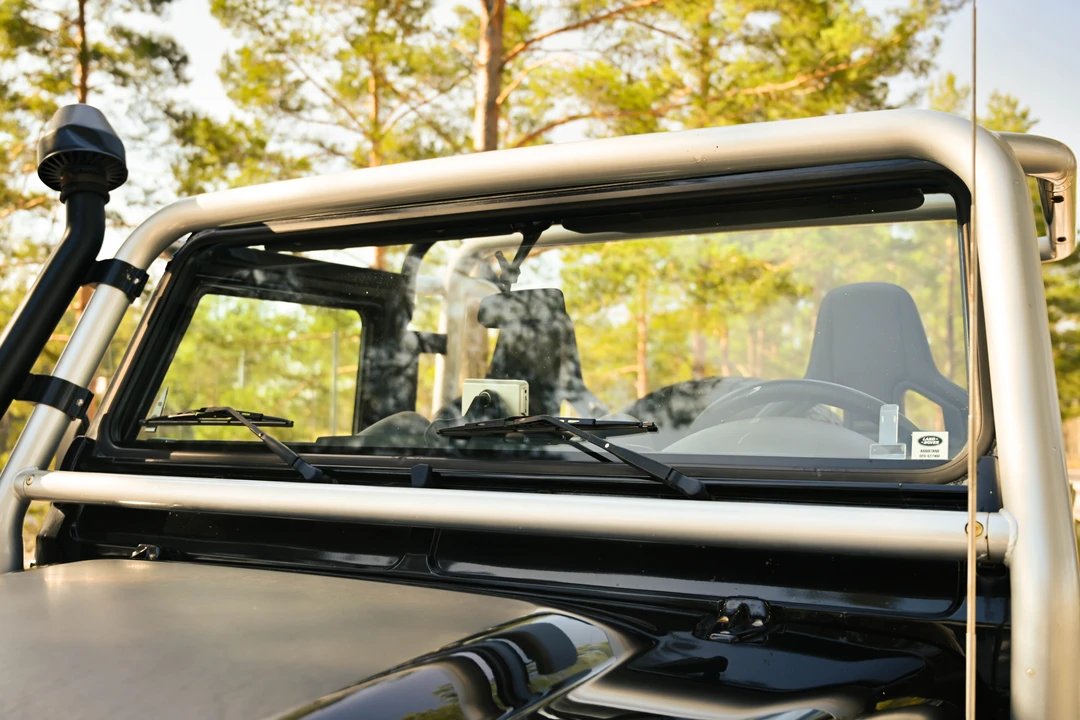 2009 Land Rover Defender 90 - Image 22 of 31