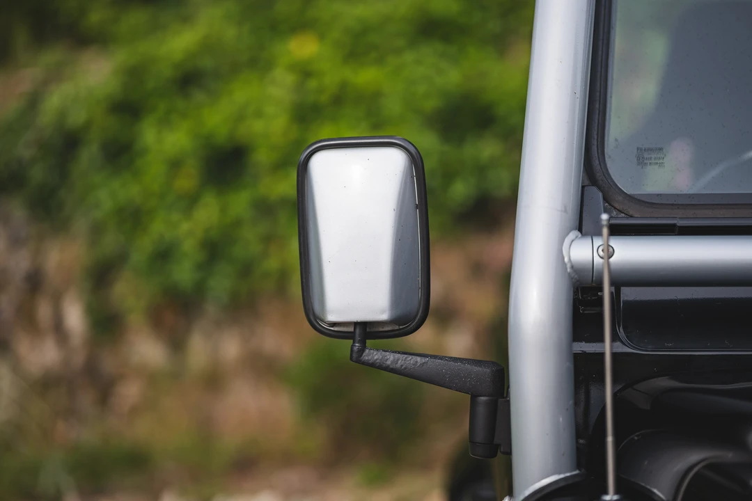 2009 Land Rover Defender 90 - Image 24 of 31