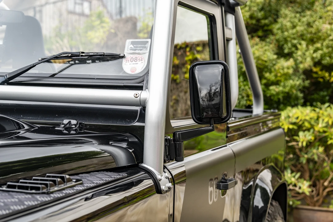 2009 Land Rover Defender 90 - Image 20 of 31