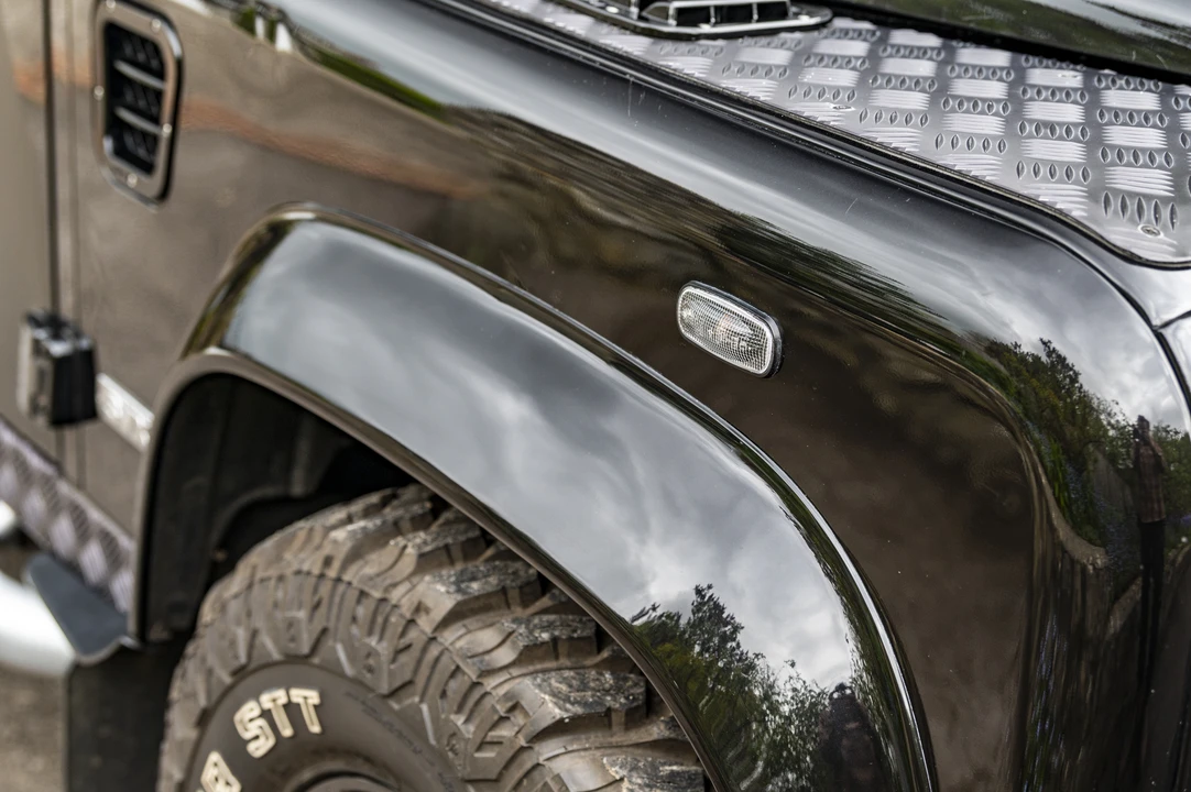 2009 Land Rover Defender 90 - Image 23 of 31