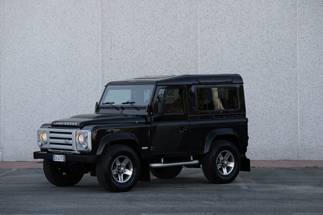2009 Land Rover Defender 90 - Image 12 of 31