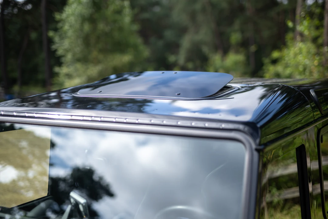 2009 Land Rover Defender 90 - Image 18 of 31