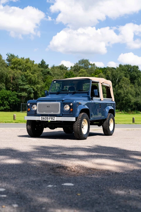 2009 Land Rover Defender 90 - Image 28 of 31