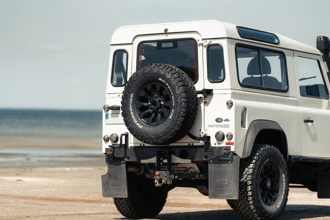 2009 Land Rover Defender 90 - Image 29 of 31