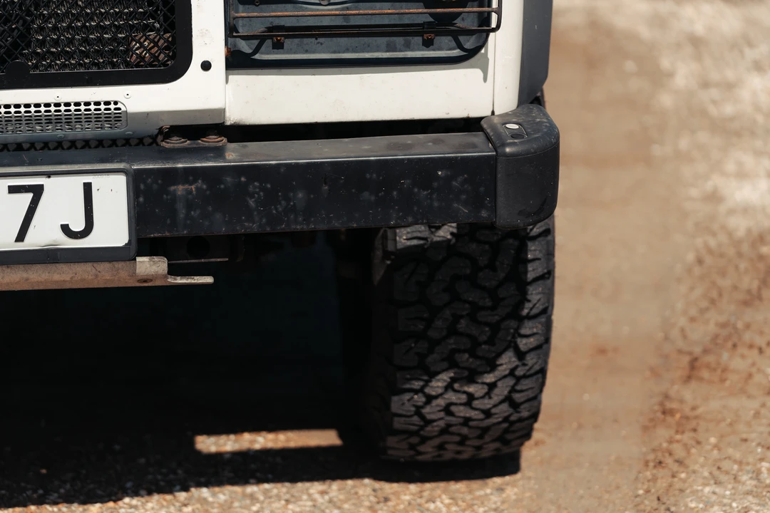 2009 Land Rover Defender 90 - Image 23 of 31
