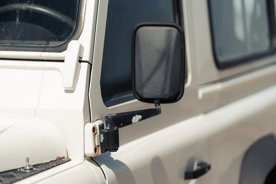 2009 Land Rover Defender 90 - Image 27 of 31