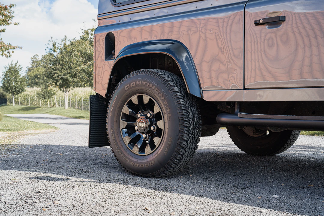 2009 Land Rover Defender 90 - Image 24 of 31