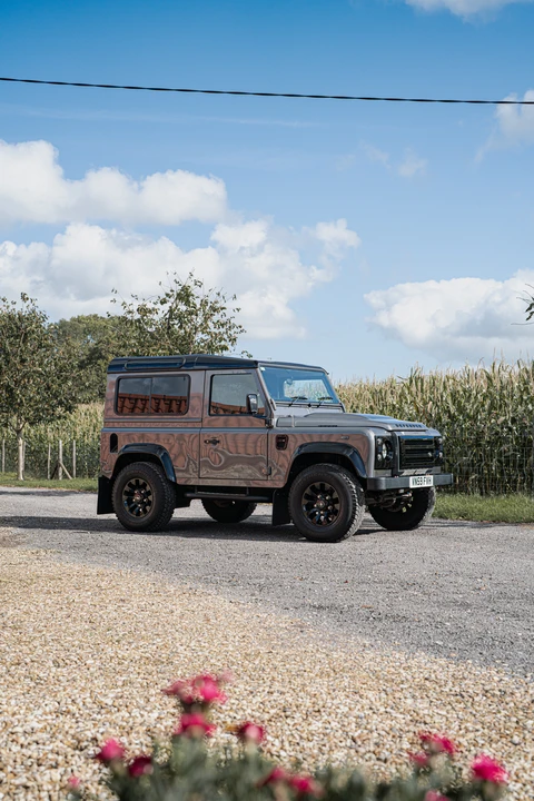 2009 Land Rover Defender 90 - Image 13 of 31