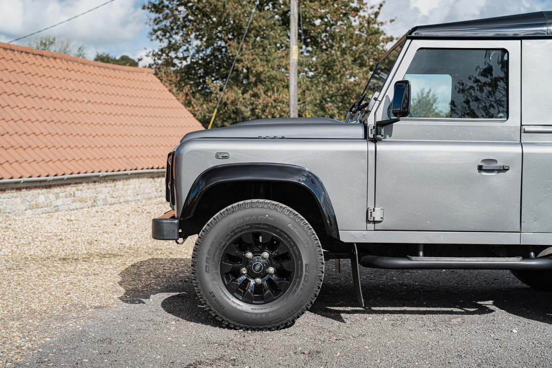 2009 Land Rover Defender 90 - Image 28 of 31