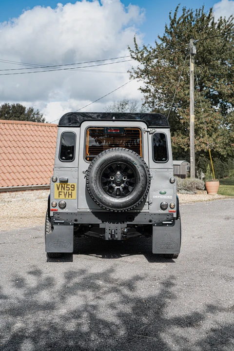 2009 Land Rover Defender 90 - Image 22 of 31