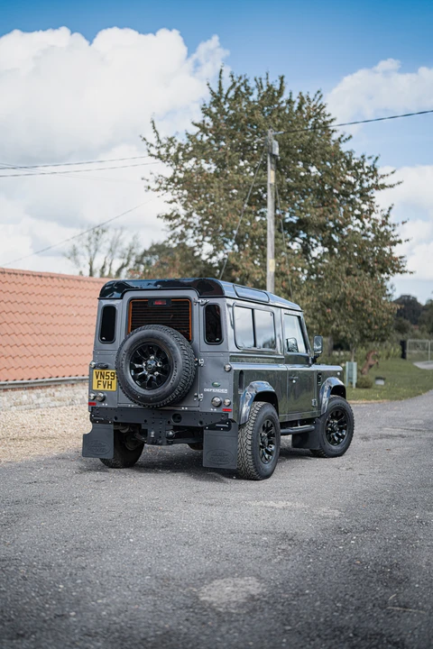2009 Land Rover Defender 90 - Image 23 of 31