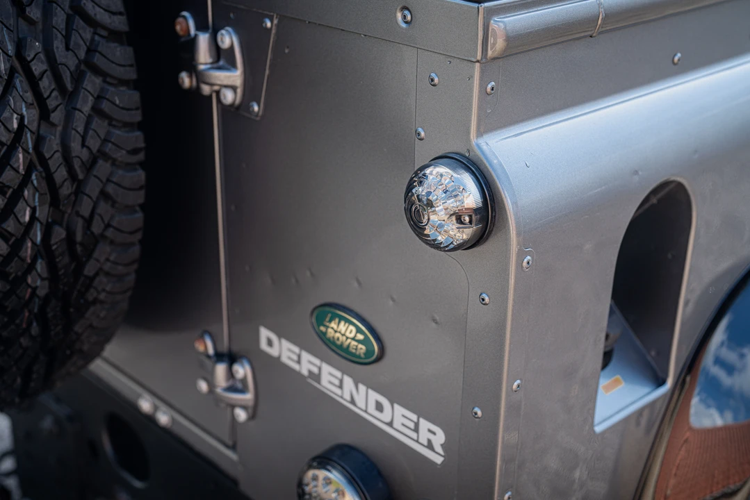 2009 Land Rover Defender 90 - Image 25 of 31