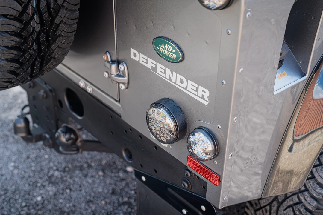 2009 Land Rover Defender 90 - Image 26 of 31