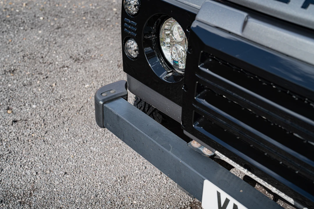 2009 Land Rover Defender 90 - Image 18 of 31