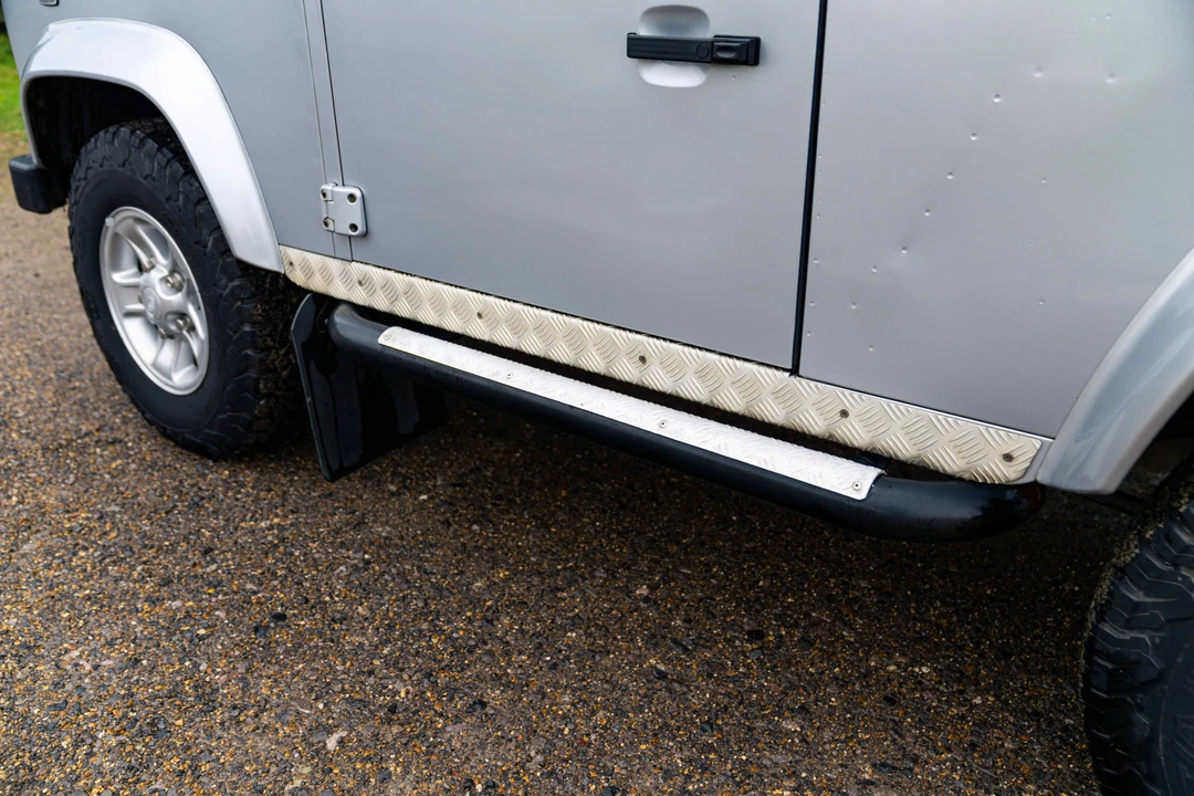 2009 Land Rover Defender 90 - Image 29 of 31