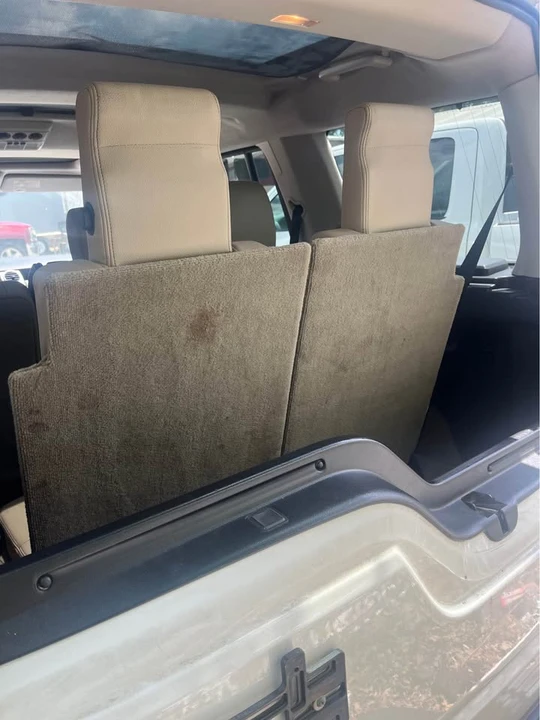2009 Land Rover Defender - Image 10 of 15