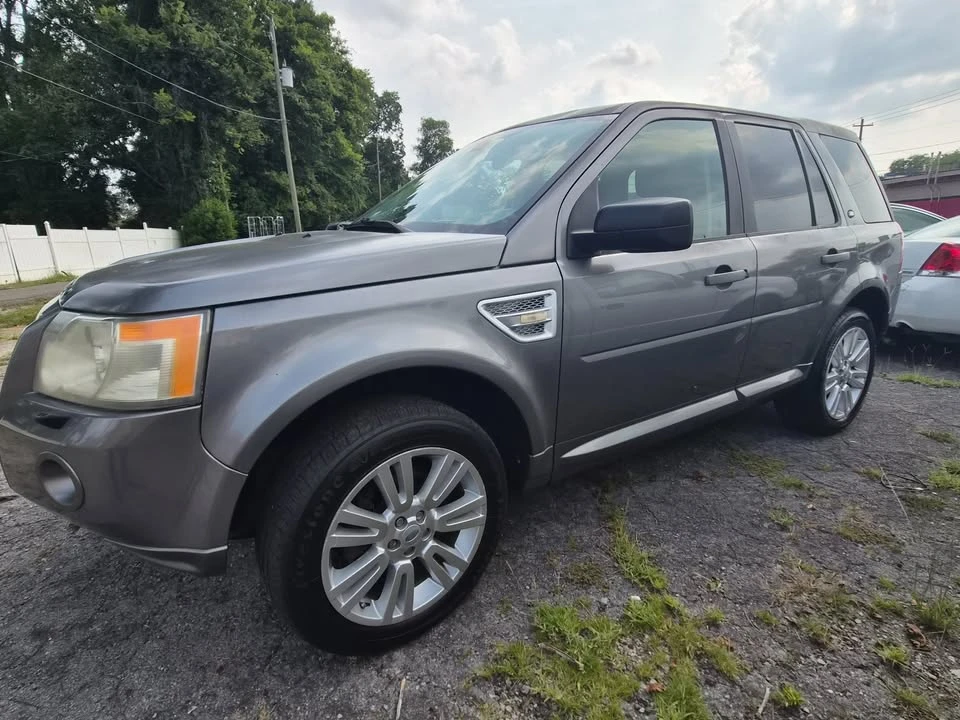 2009 Land Rover Freelander - Image 2 of 11