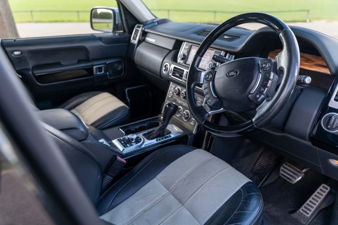 2009 Land Rover Range Rover L322 - Image 25 of 31
