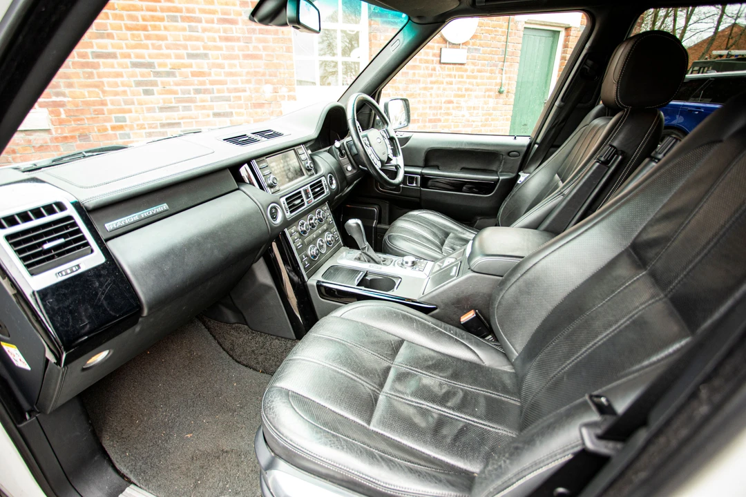 2009 Land Rover Range Rover L322 - Image 8 of 14