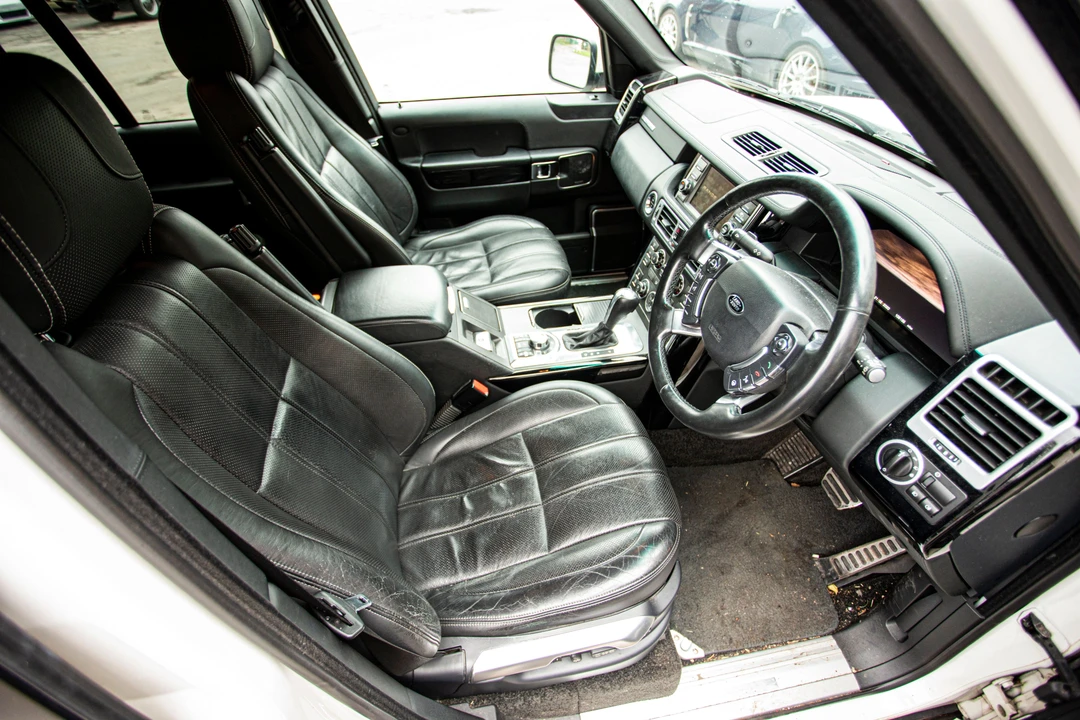2009 Land Rover Range Rover L322 - Image 4 of 14