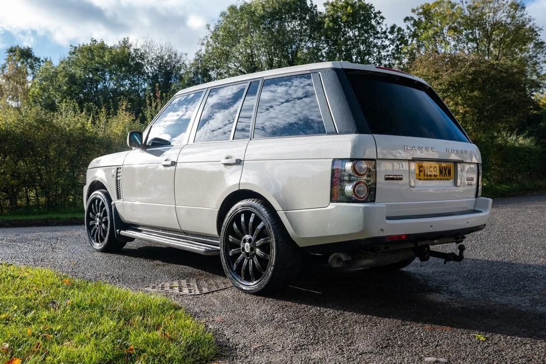 2009 Land Rover Range Rover L322 - Image 12 of 30