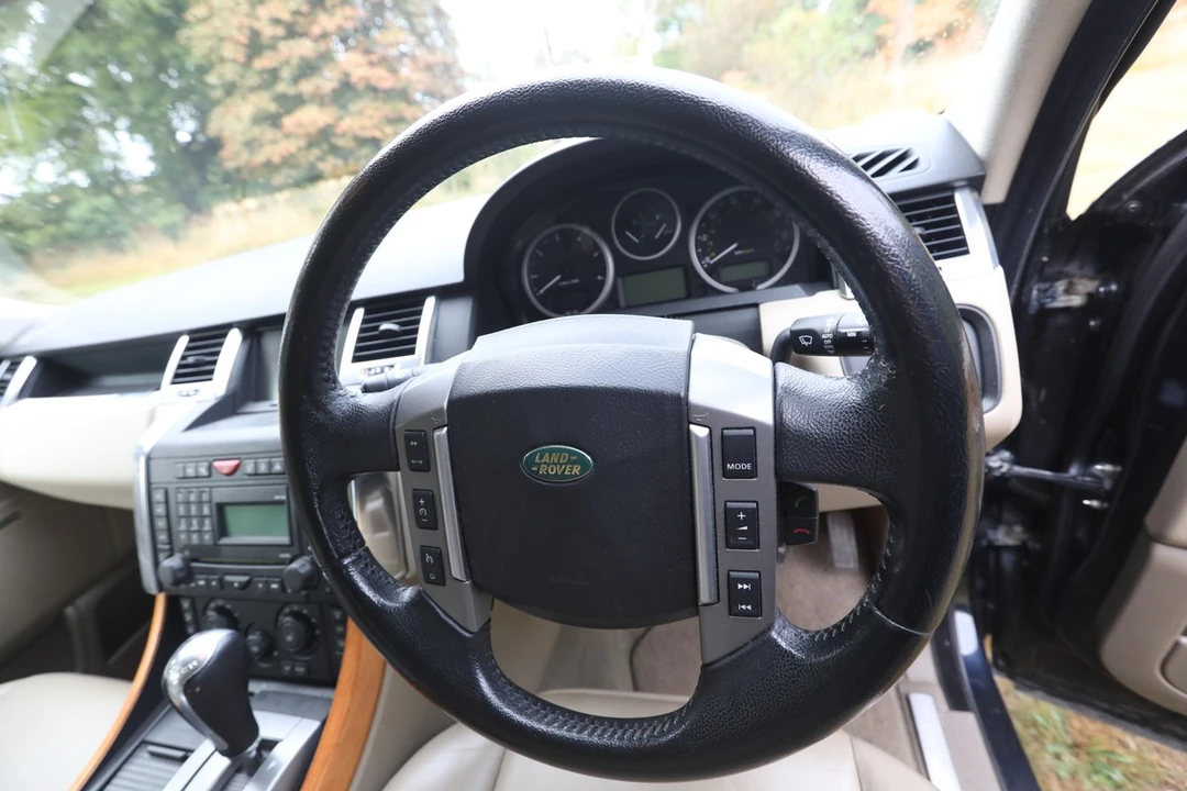 2009 Land Rover Range Rover L322 - Image 24 of 30