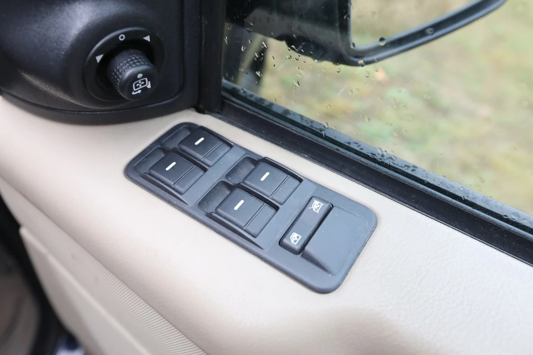 2009 Land Rover Range Rover L322 - Image 26 of 30