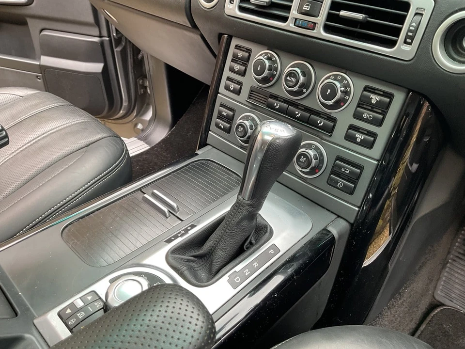 2009 Land Rover Range Rover L322 - Image 22 of 30