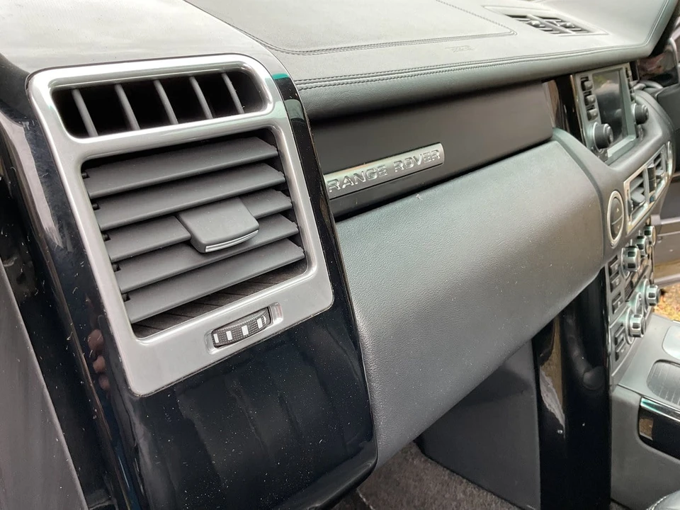 2009 Land Rover Range Rover L322 - Image 18 of 30