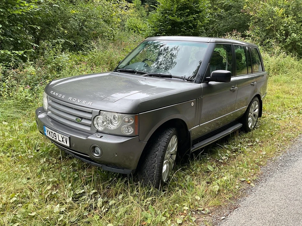2009 Land Rover Range Rover L322 - Image 12 of 30