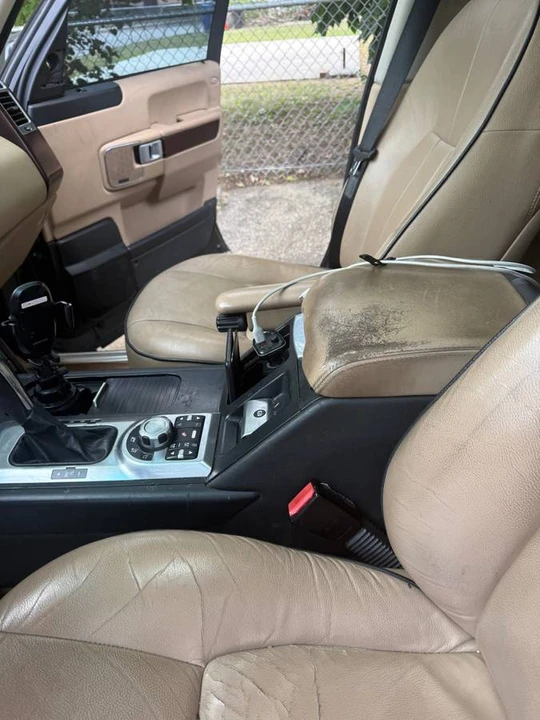 2009 Land Rover Range Rover L322 - Image 16 of 18