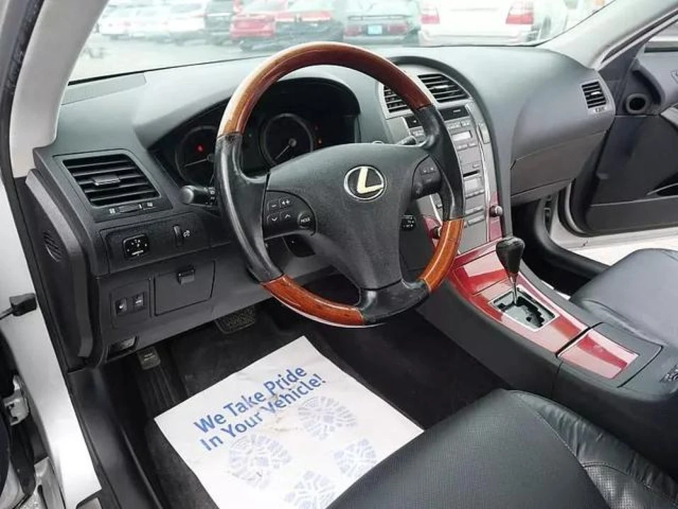 2009 Lexus ES 4th Gen - Image 13 of 18