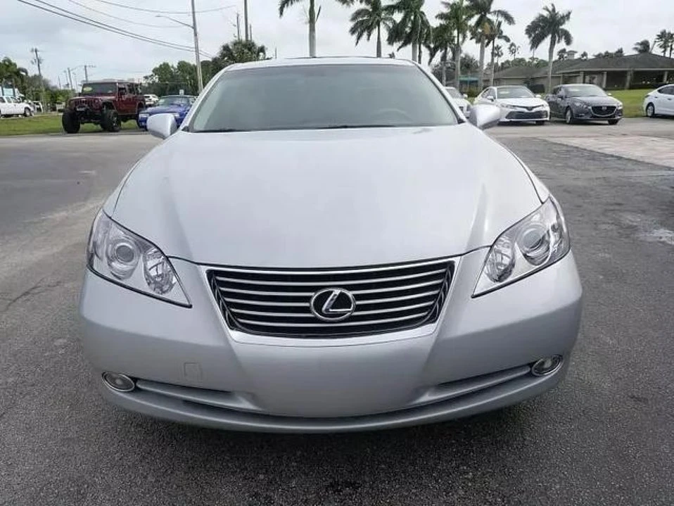 2009 Lexus ES 4th Gen - Image 6 of 18