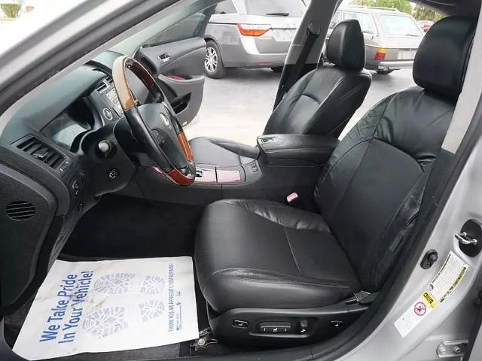 2009 Lexus ES 4th Gen - Image 15 of 18