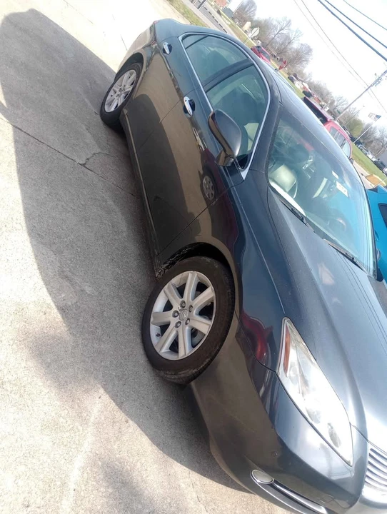 2009 Lexus ES 5th Gen - Image 2 of 7