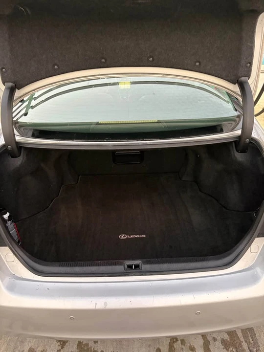 2009 Lexus ES 5th Gen - Image 13 of 20