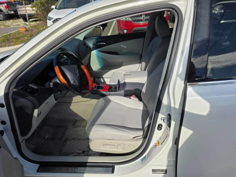 2009 Lexus ES 5th Gen - Image 6 of 9
