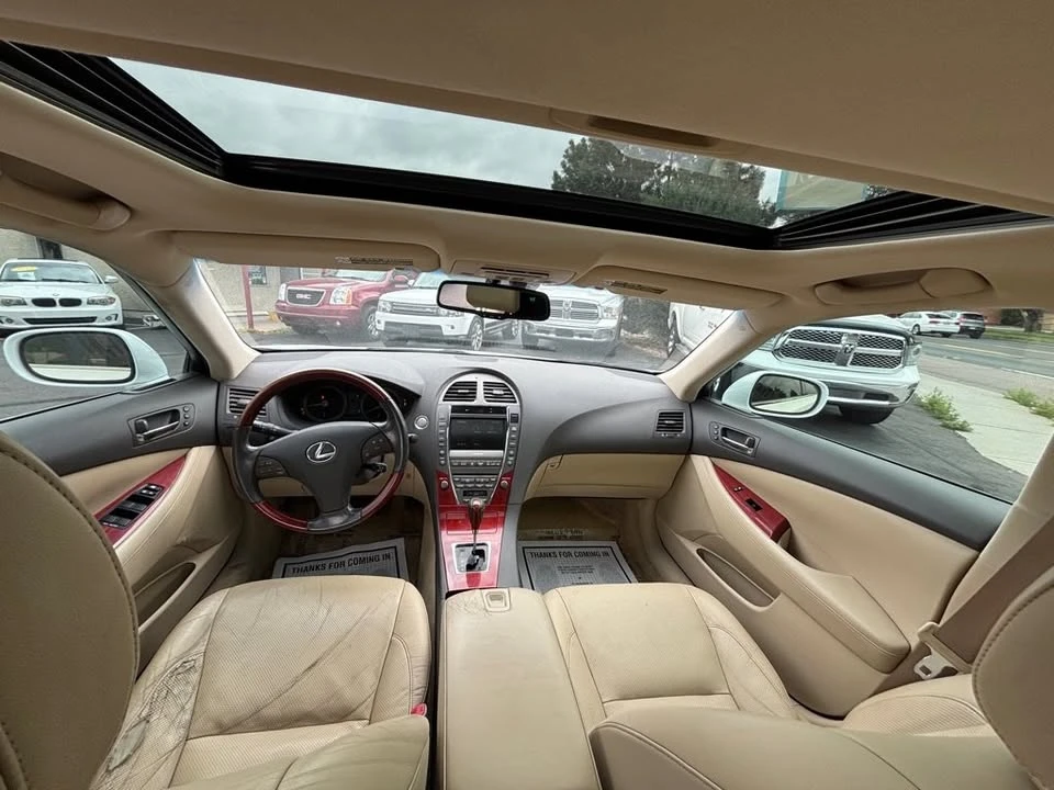 2009 Lexus ES 5th Gen - Image 10 of 11