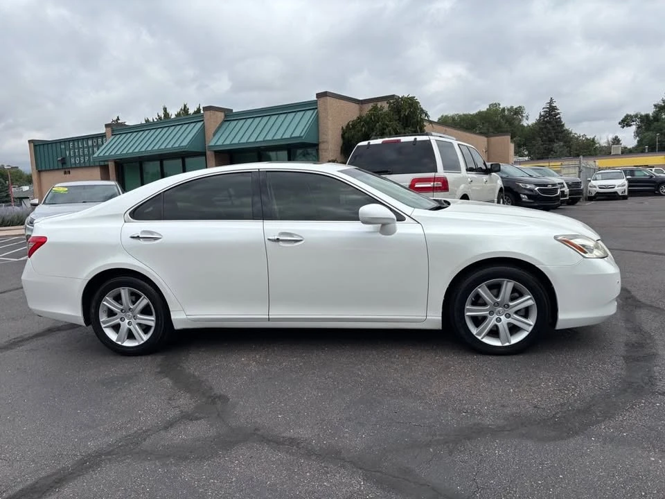 2009 Lexus ES 5th Gen - Image 4 of 11