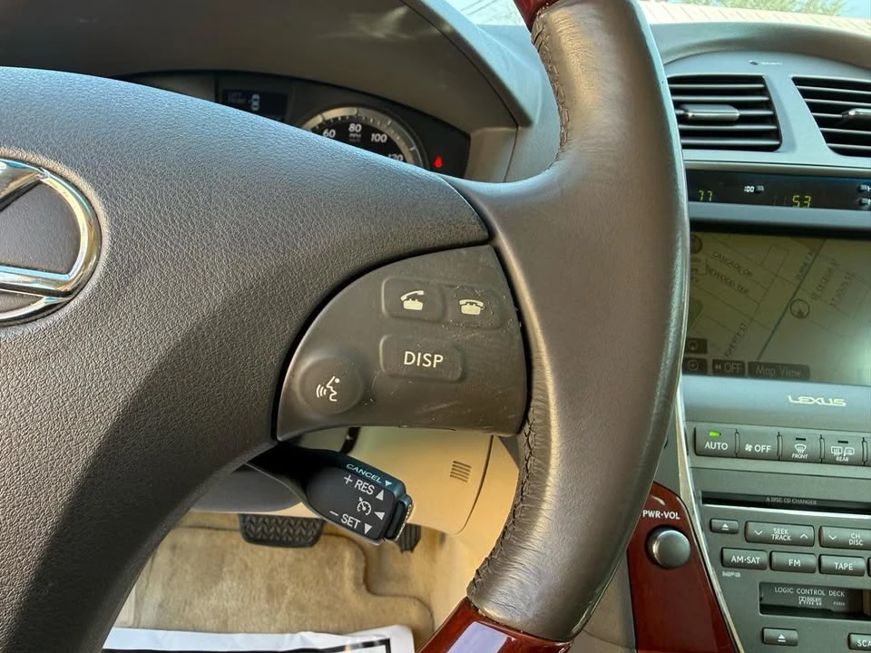 2009 Lexus ES 5th Gen - Image 12 of 19