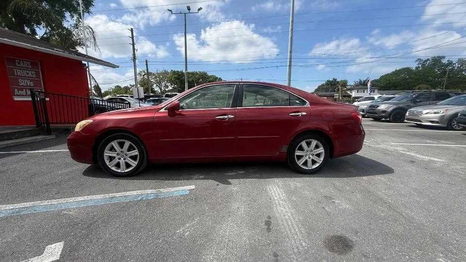 2009 Lexus ES 5th Gen - Image 3 of 16