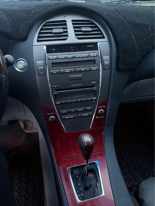 2009 Lexus ES 5th Gen - Image 6 of 9